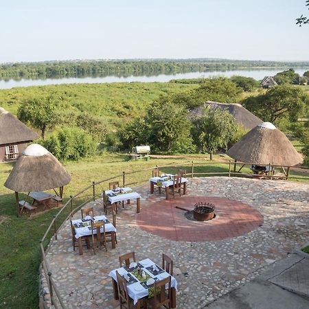 Twiga Safari Lodge Paraa Экстерьер фото