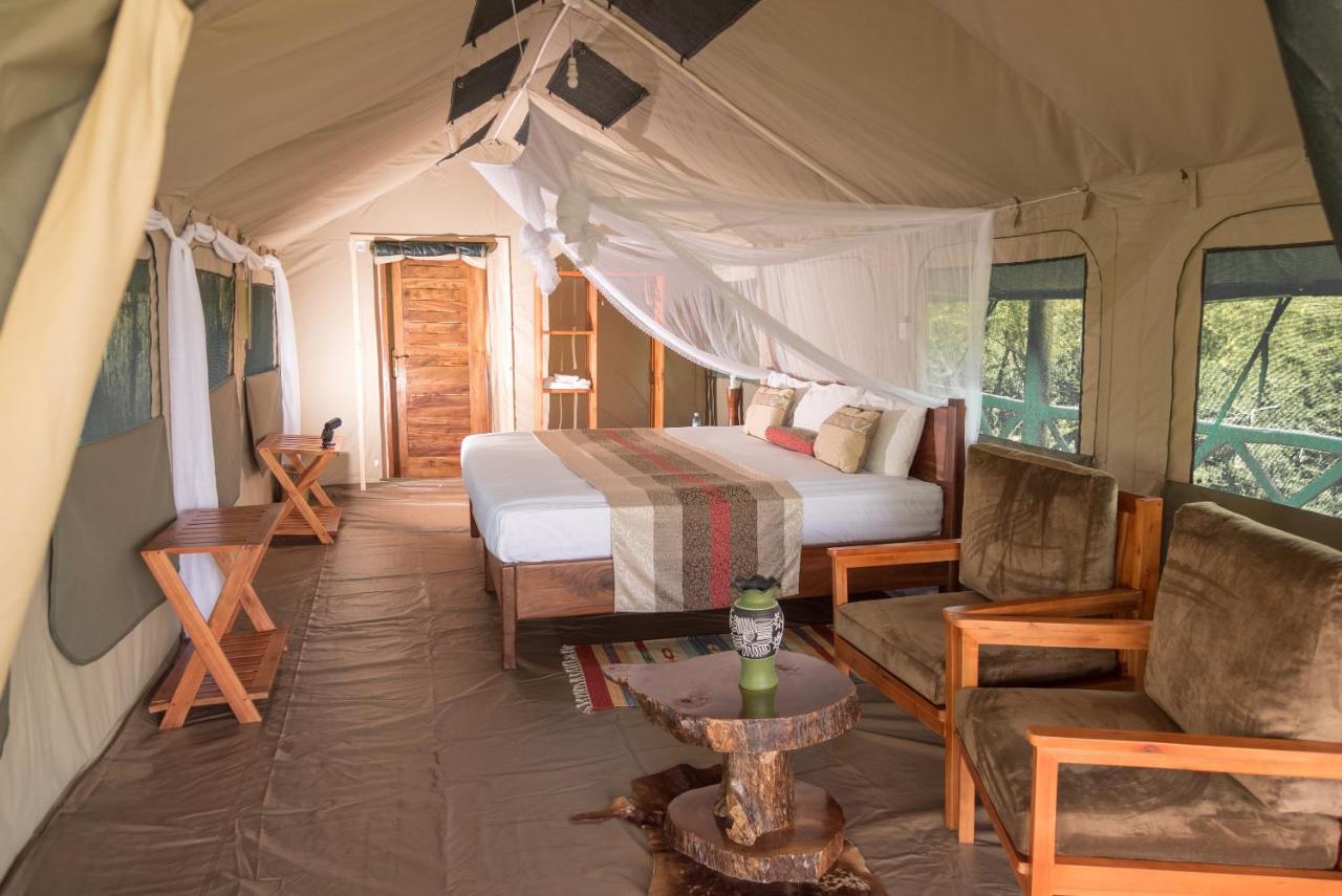Twiga Safari Lodge Paraa Экстерьер фото